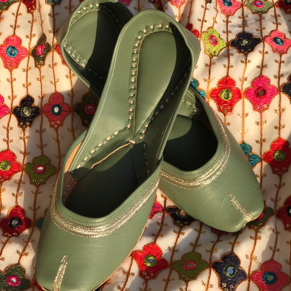 Virsa Fashionn Women’s Shoes - Picture 3 of 5
